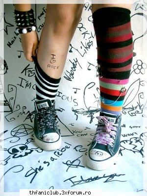 :d emo-poze